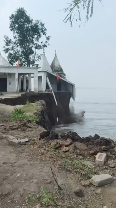 रुरासुल्तानपुर में शारदानदी में समाता मंदिर। स्रोत: ग्रामीण