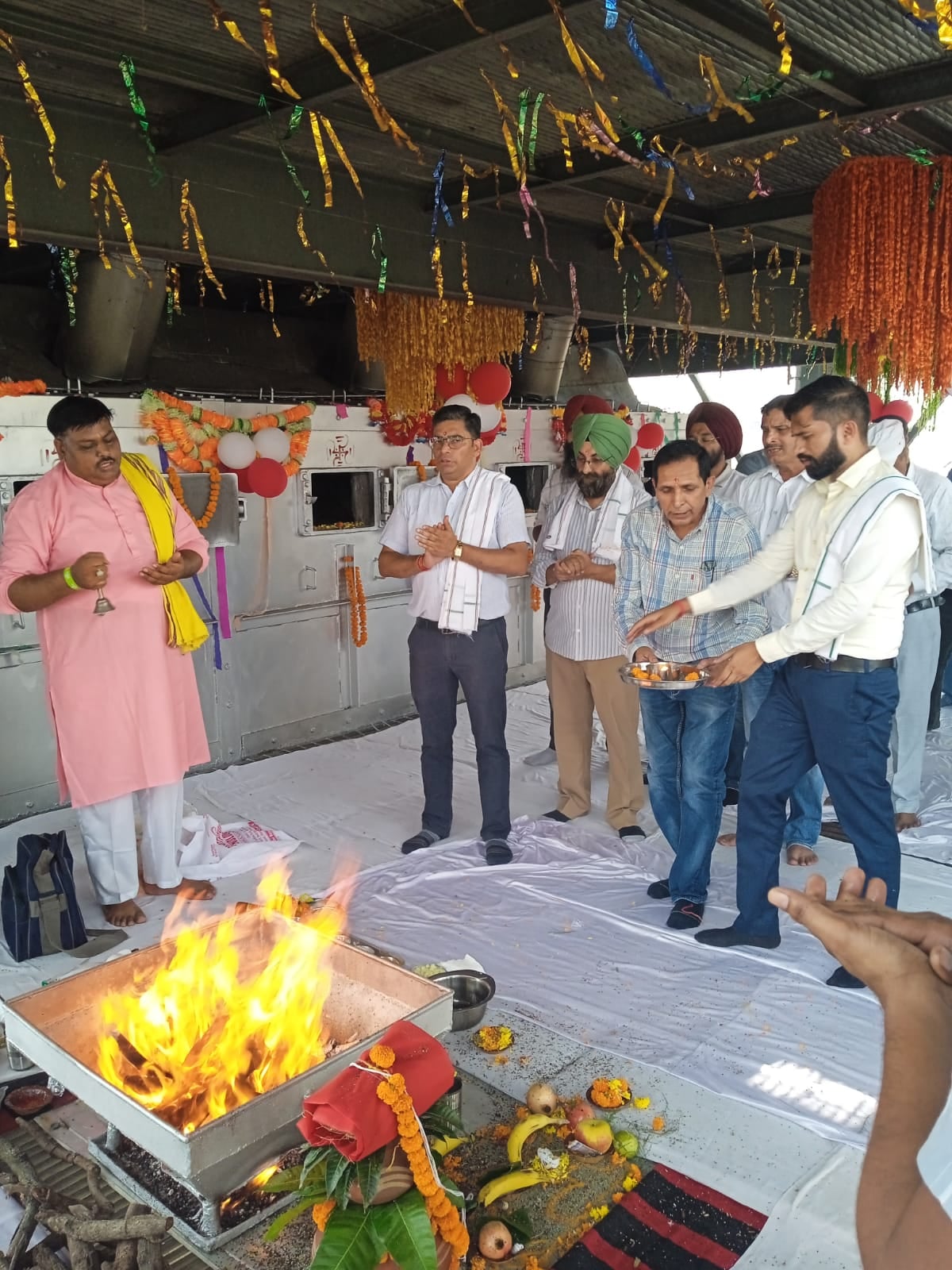 Shamli News: ऊन चीनी मिल का हुआ बॉयलर पूजन, क्रय केंद्र भी लगाए