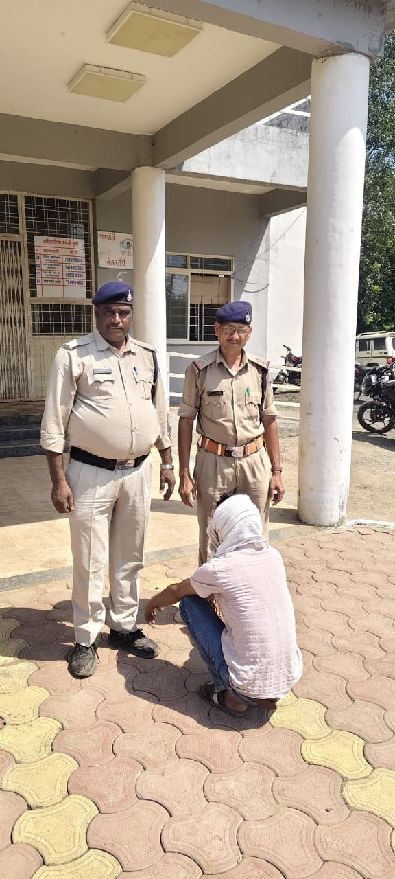 अशोकनगर: मकान का ताला तोड़कर चोरी का खुलासा, आरोपी गिरफ्तार; 2 लाख के जेवरात और नकदी बरामद