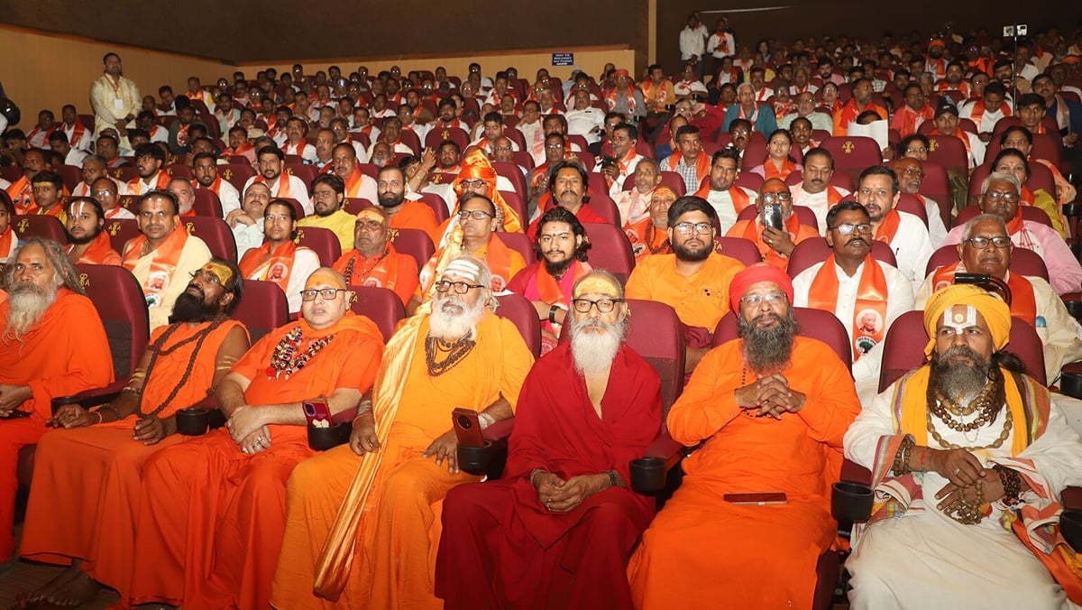 युवाओं में साहस भरकर हिंदू समाज को संगठित करने का कार्य अशोक सिंघल ने किया : चंपत राय