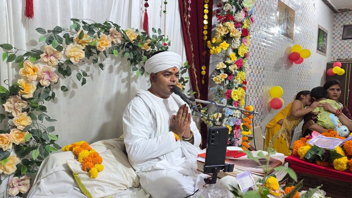 Lalitpur News: श्रीकृष्ण-रुक्मिणी विवाह प्रेम और भक्ति का प्रतीक-राम शास्त्री