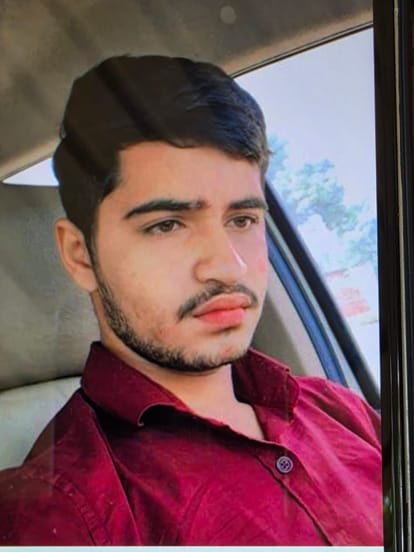 मृतक केशव का फाइल फोटो