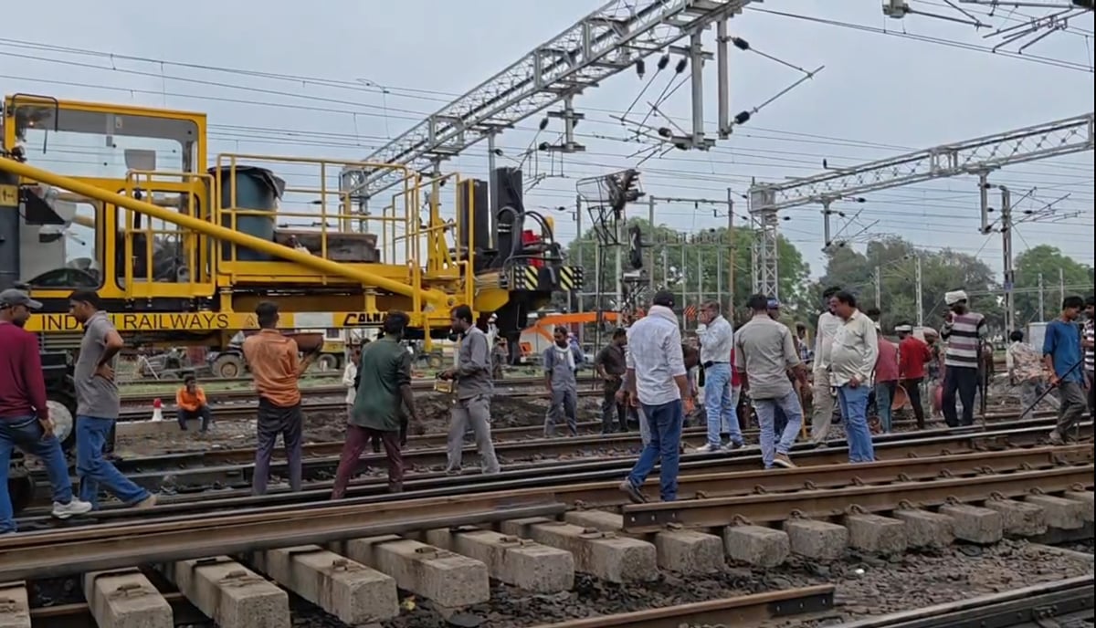 सागर: बीना-आगासौद के बीच तीसरी रेल लाइन का काम तेज, 15 अक्टूबर तक बदले रूट से चलेंगी 17 ट्रेनें
