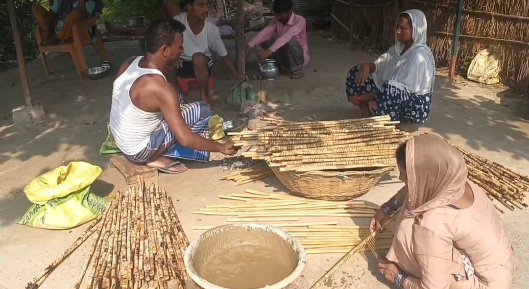 The echo of Mirzapur's flutes reaches from Azamgarh in UP to Kerala: