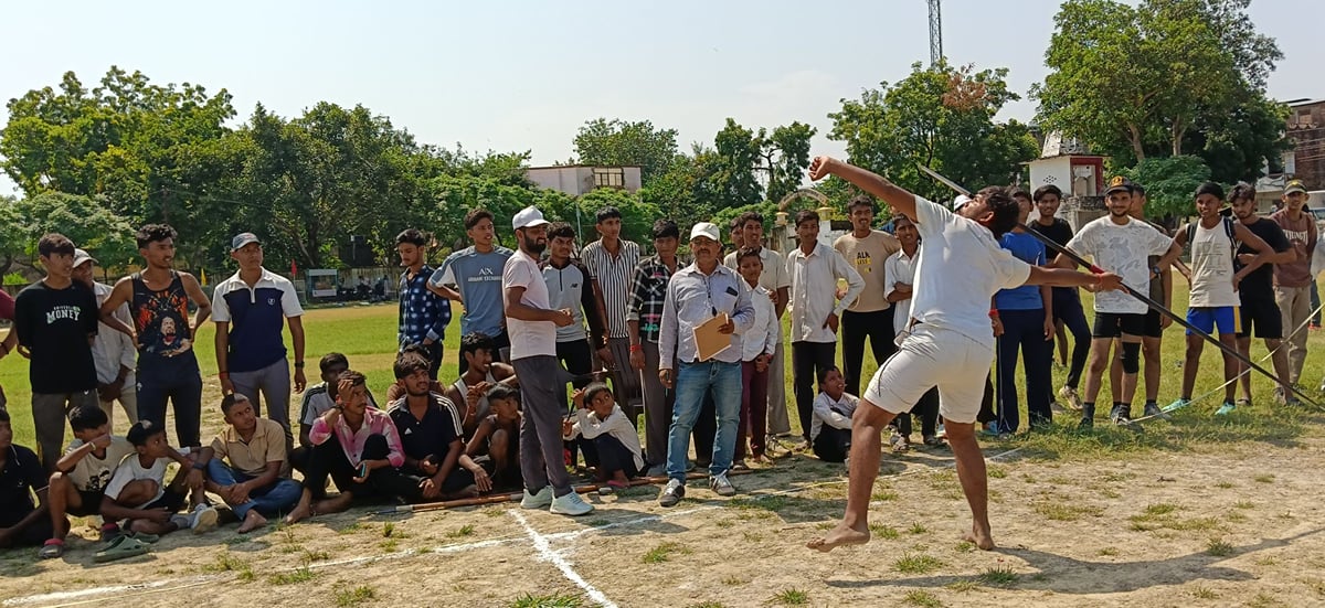 Raebareli News: 3000 मीटर दौड़ में आलोक और काजल अव्वल