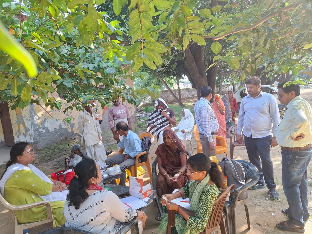 Etah News: वृद्ध समेत बुखार से दो लोगों की मौत
