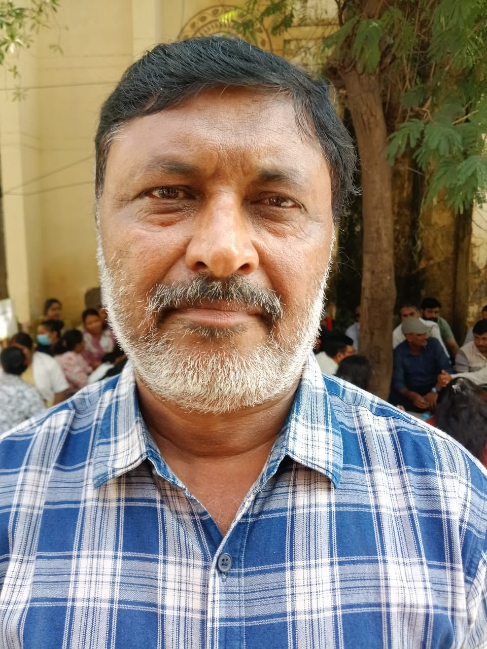 Pratapgarh News: संविदा कर्मियों का कार्य बहिष्कार, भटकते रहे मरीज