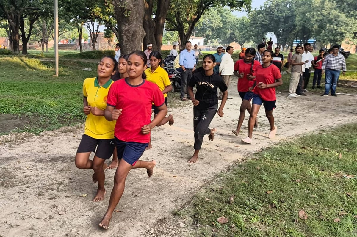 Fatehpur News: राजनारायण, शालिनी और अंजली ने जीती वर्गवार चैंपियनशिप