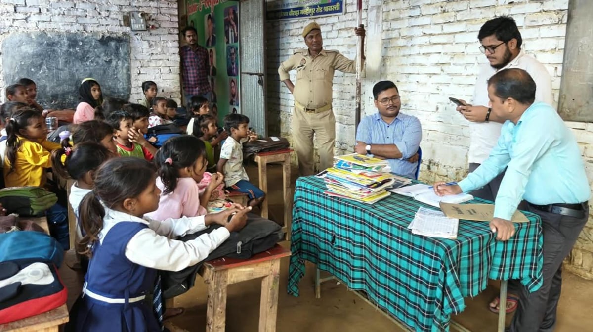Shravasti News: पांच गैर मान्यता प्राप्त स्कूल-मदरसे बंद कराए