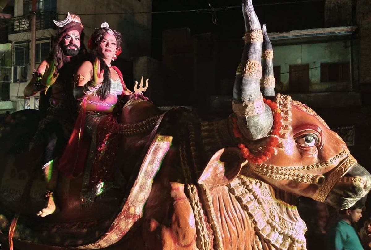 Shahjahanpur News: धूमधाम से निकाली गई शिव बरात, शिव-पार्वती विवाह में उमड़े श्रद्धालु