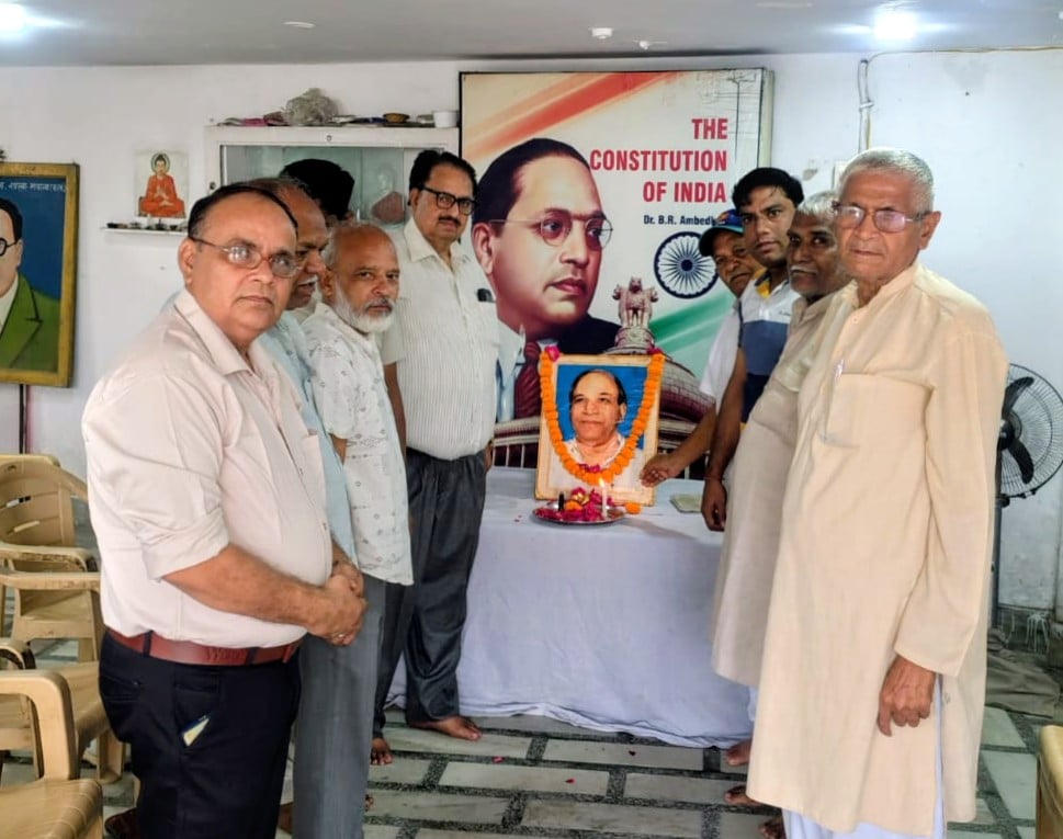Meerut News: कांशीराम के परिनिर्वाण दिवस पर दी श्रद्धांजलि