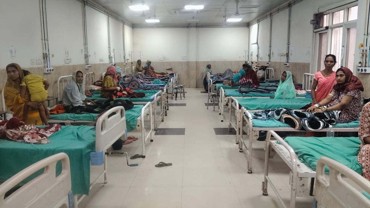 Basti News: मेडिकल कॉलेज में प्रसूताओं की भीड़... 60 बेड का वार्ड फुल