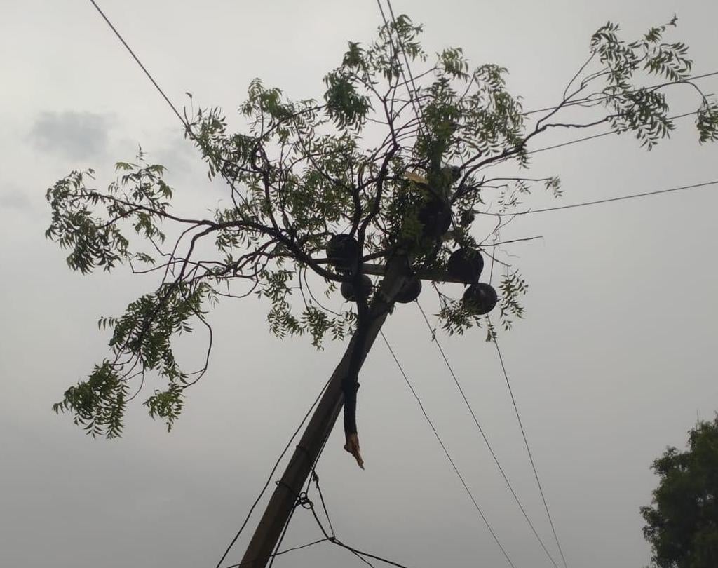 Sitapur News: बिजली संकट से जूझ रहे 1570 गांव