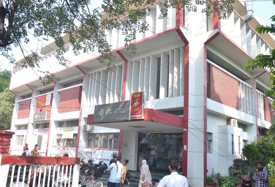 Aligarh News: घट गईं चिट्ठियां... फिर भी बढ़ी डाकघरों की भूमिका
