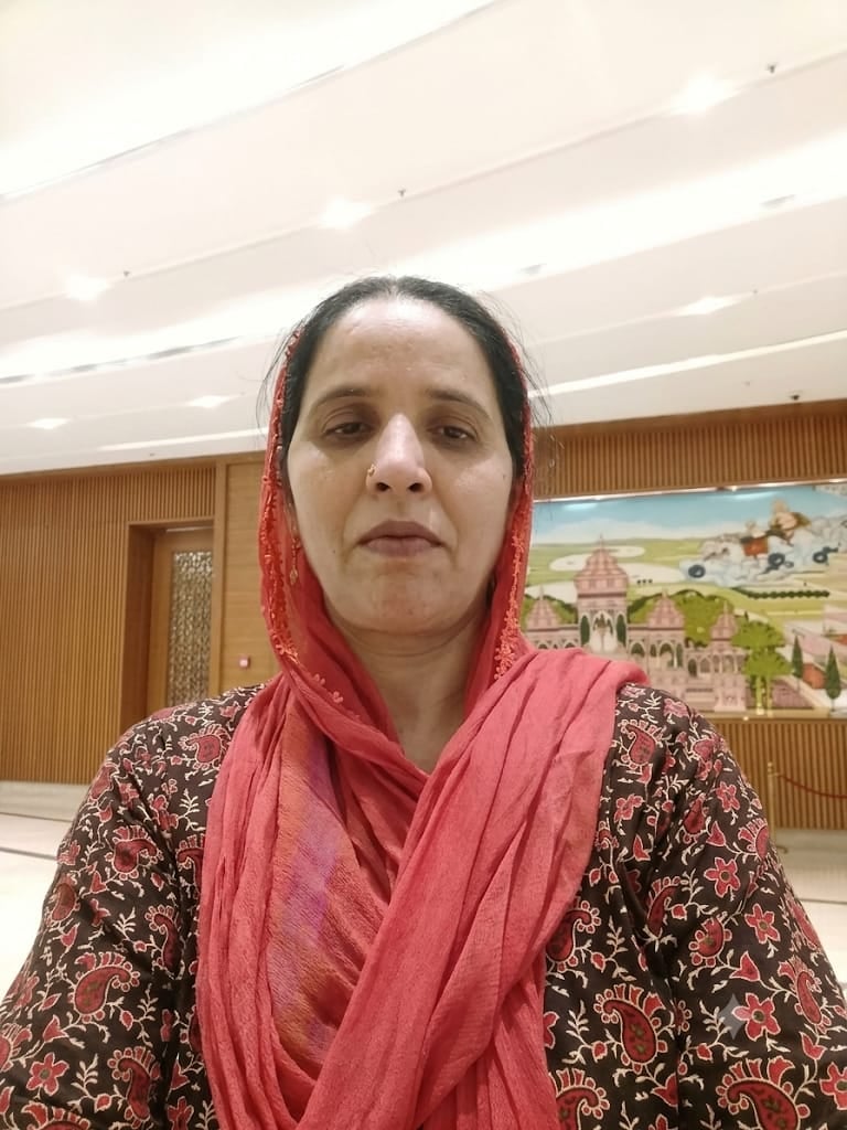 Pilibhit News: जरी-जरदोजी का मिलेगा प्रशिक्षण महिलाएं बनेंगी आत्मनिर्भर