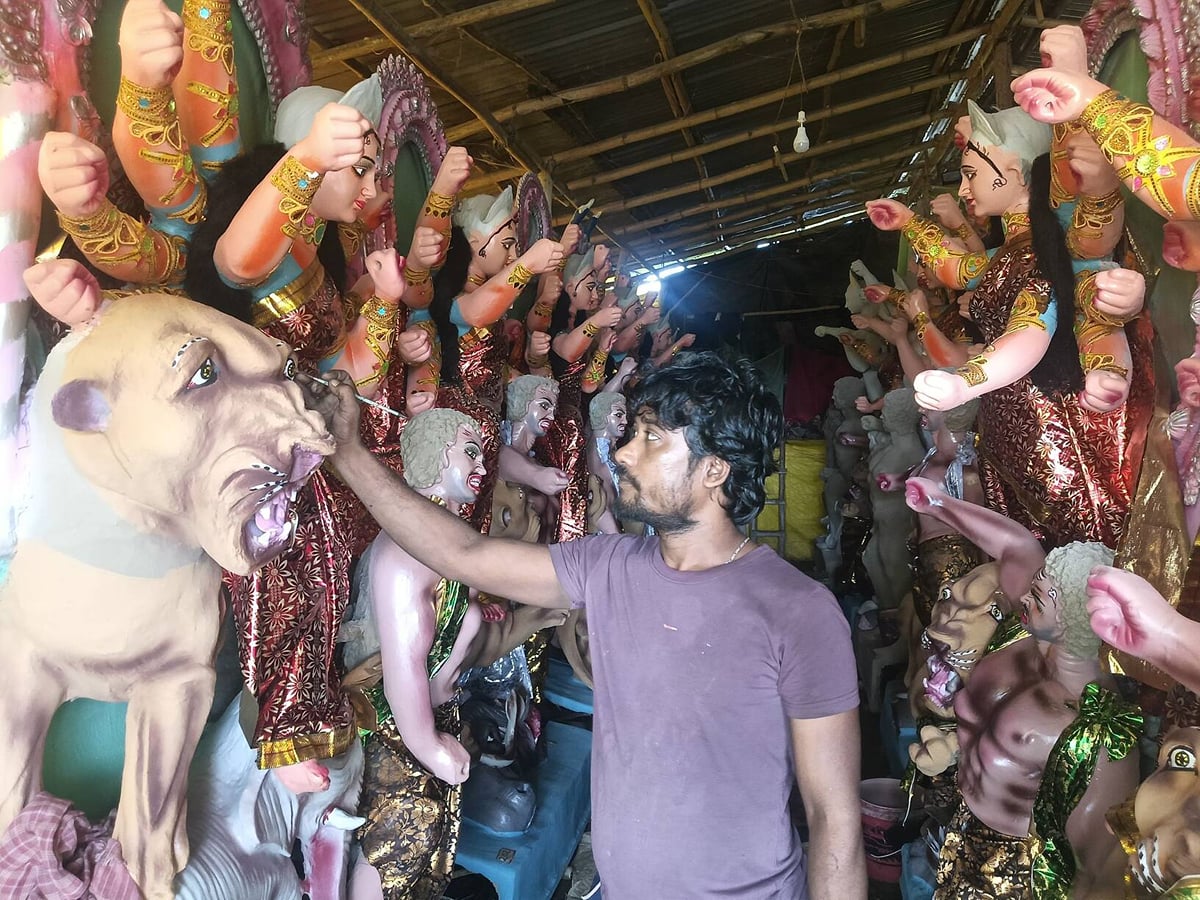 Siddharthnagar News: 1263 मूर्तियां होंगी स्थापित, सुरक्षा में तैनात रहेगी पुलिस