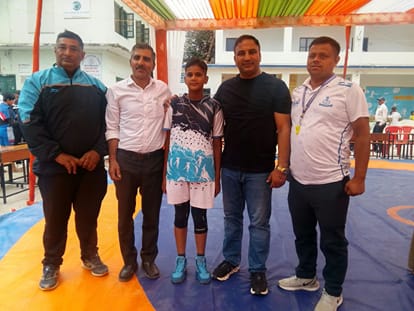 बलघाड़ स्कूल की अपर्णिता ने राज्य स्तरीय कुश्ती प्रतियोगिता में जीता स्वर्ण पदक।