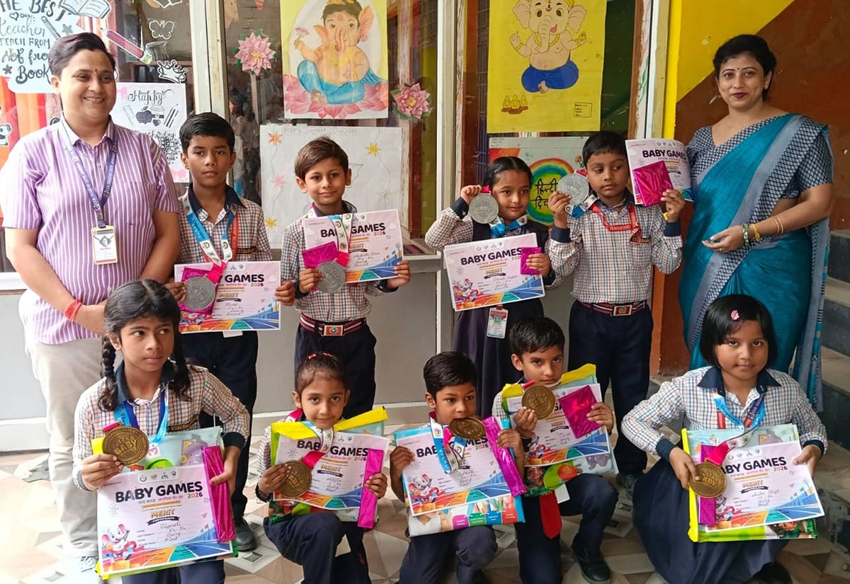 Fatehpur News: ग्रीन पार्क में खिलाड़ियों ने 20 पदक जीत बढ़ाया विद्यालय का मान