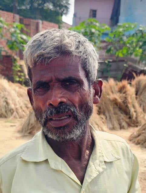 Kasganj News: बारिश और ओलावृष्टि से किसानों की बढ़ी चिंता, खेतों में कटा बाजरा भी प्रभावित