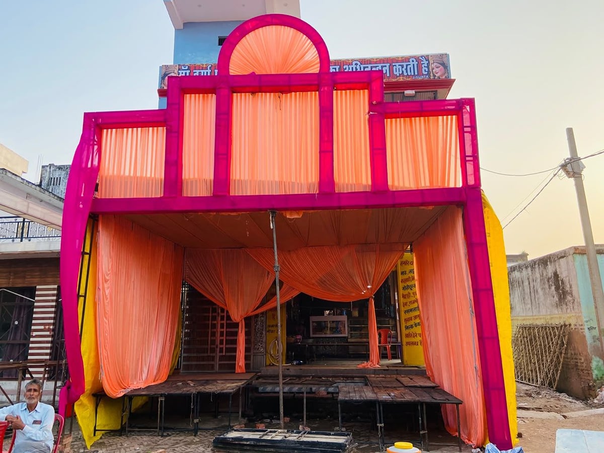 Fatehpur News: 2200 स्थानों पर सजेेंगे दुर्गा पूजा पंडाल, सुरक्षा में तैनात रहेगी पुलिस