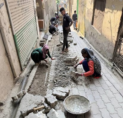 ज्वालामुखी के वार्ड 2 व 3 के मरम्मत किये जा रहे रास्ते स्तोत्र संवाद