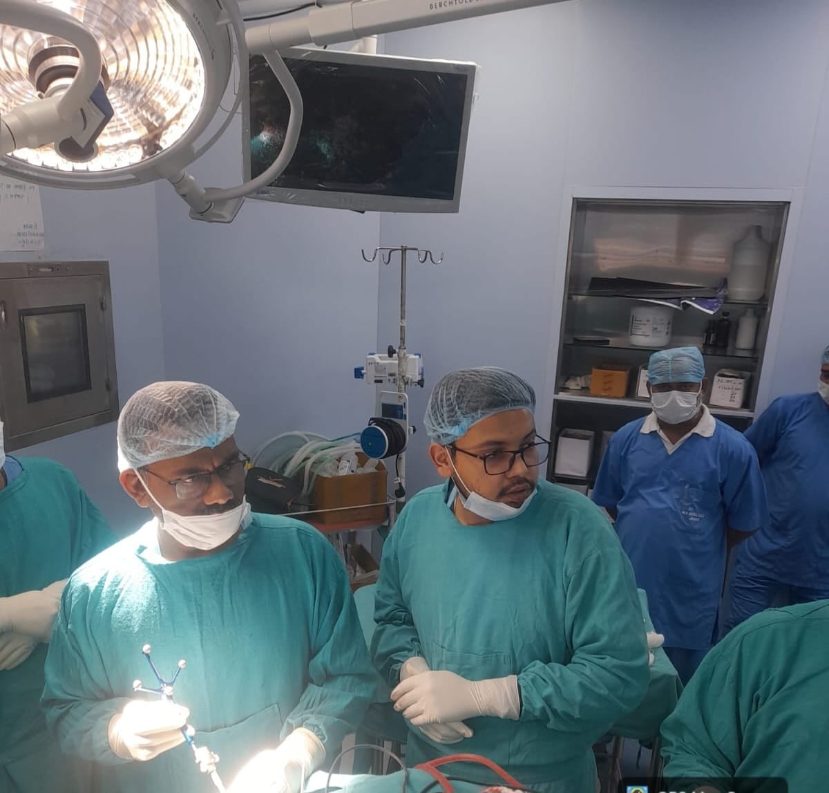 Jhansi News: भोपाल और नागपुर एम्स ने लौटाया, झांसी में हुआ पीनियल रीजन ट्यूमर का ऑपरेशन