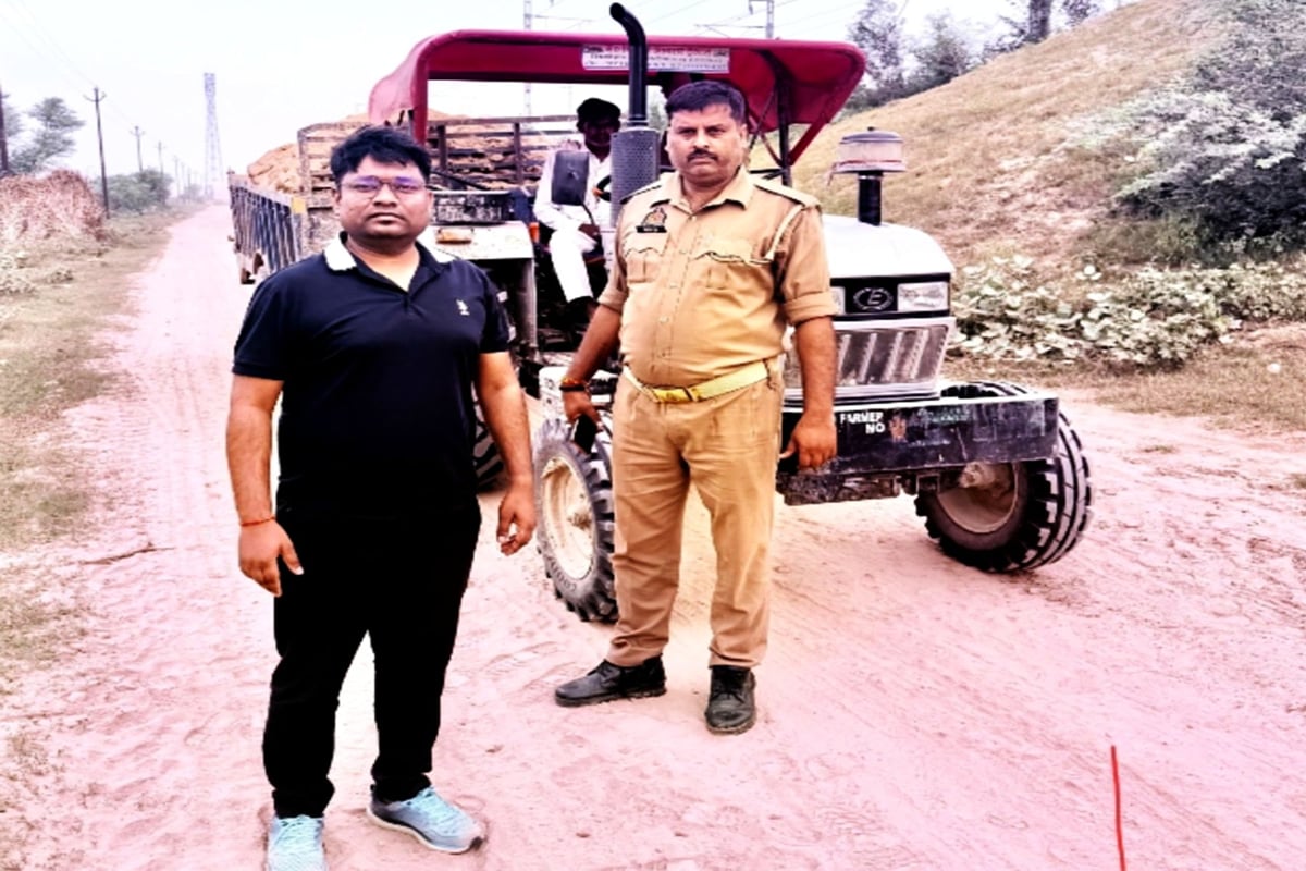Firozabad News: खनन माफियाओं का दुस्साहस, होमगार्डों को धमकाकर मिट्टी से लदे दो ट्रैक्टर छुड़ा ले गए