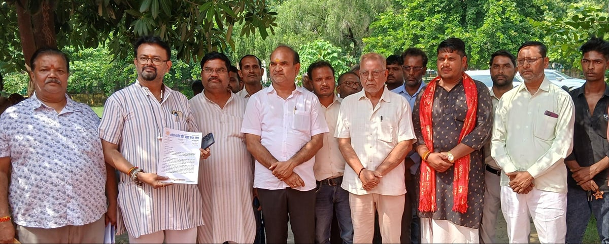 Gonda News: रोजी-रोटी व छत छिनने की आशंका से सहमे मसकनवां बाजार के लोग