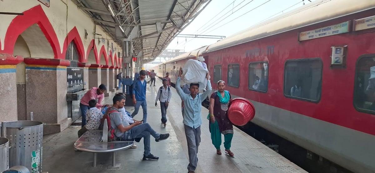 Hathras News: दिल्ली सील, हाथरस में मुश्किल