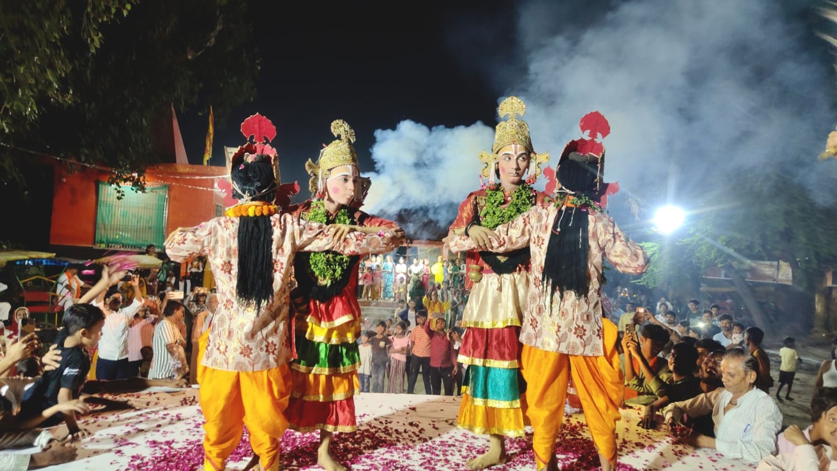 Varanasi News: नाक कटी तो लिखा गया लंका के संहार का विधान, छल से हुआ सीताहरण