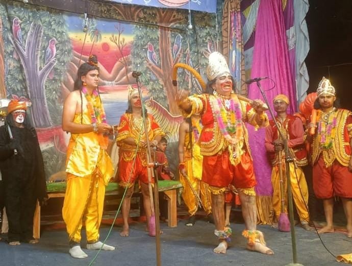 Pratapgarh News: डिजिटल मुकुट से दशानन करेंगे अट्टहास
