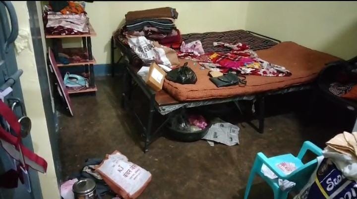 7 lakh jewellery, cash from SECL dumper operator Vikul Das's locked house in Kusmunda while family Ambikapur