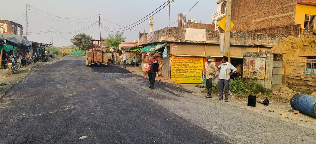 Jalaun News: उरई-राठ मार्ग की पैचिंग दोबारा शुरू