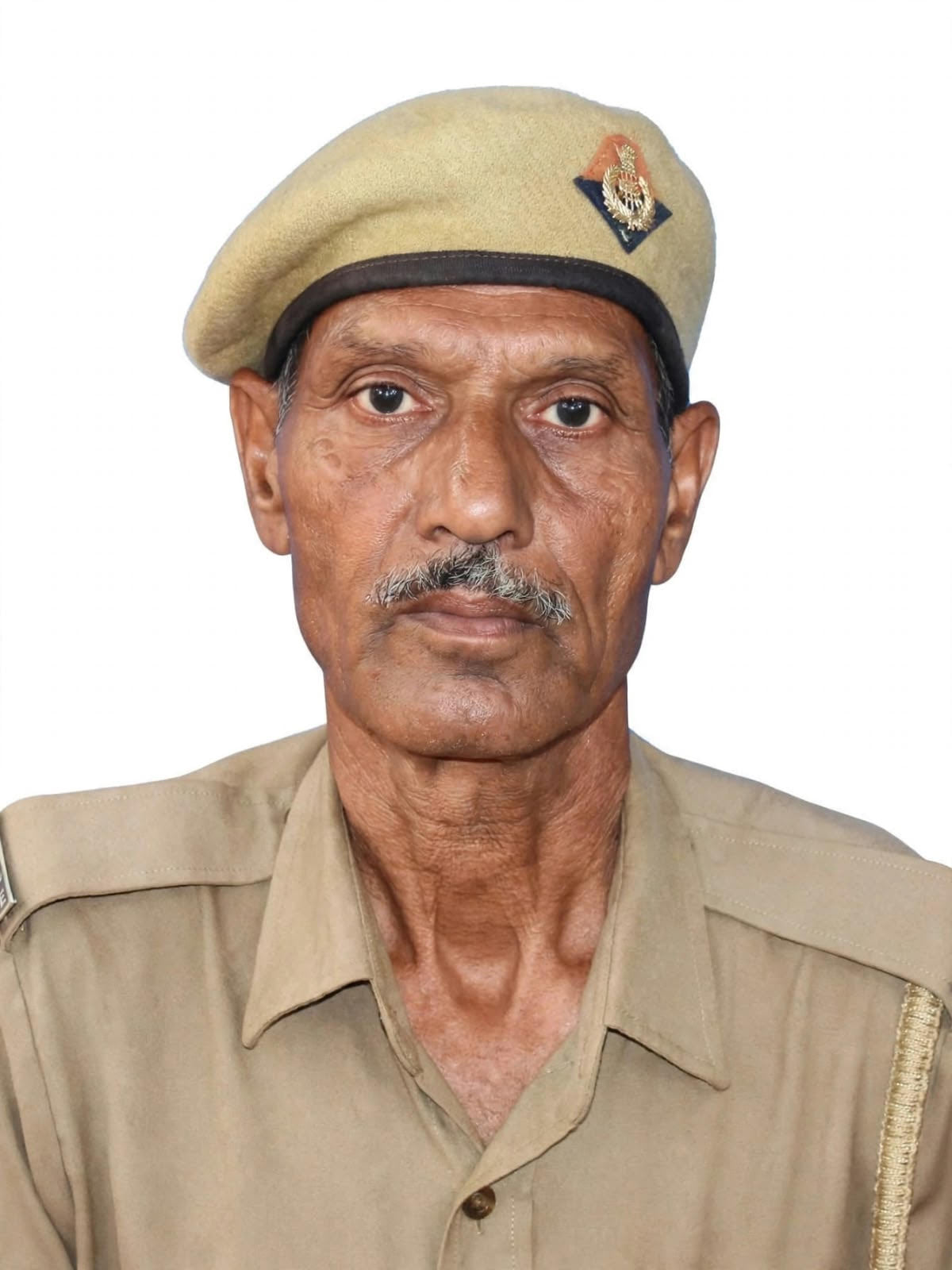 Home Guard who fell off his bike due to a bull dies during treatment.