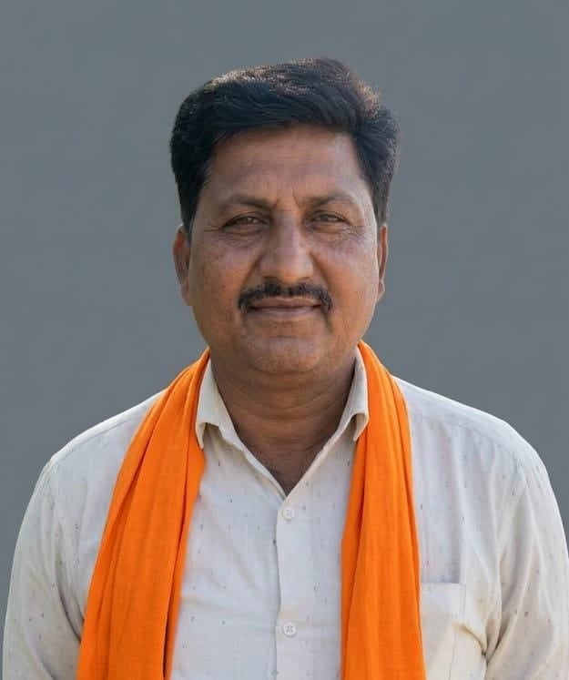 Prayagraj News: मैजिक की चपेट में आने से ग्रामीण की मौत