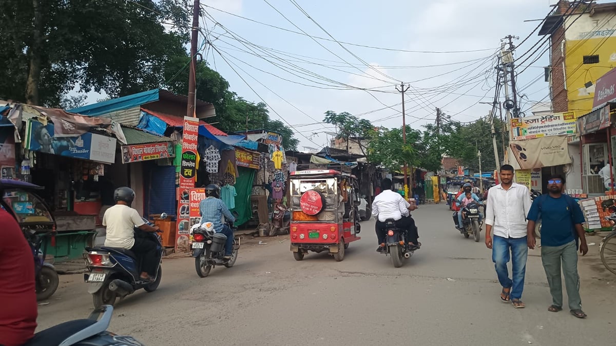 Ghazipur News: मछली की दुकानें रहीं बंद, चिकन-मटन की दुकानों पर सन्नाटा
