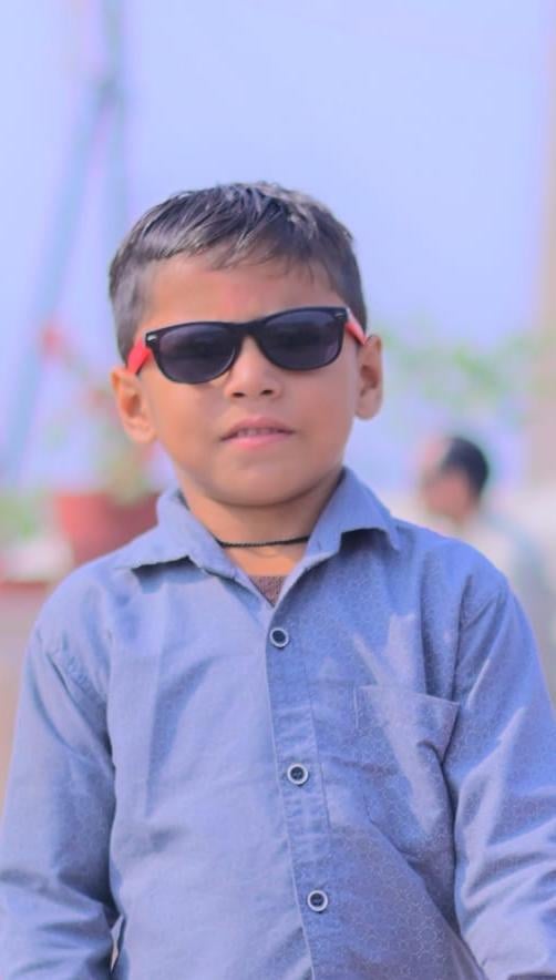 Prayagraj News: ट्रैक्टर-ट्राॅली की चपेट में आने से छात्र की मौत