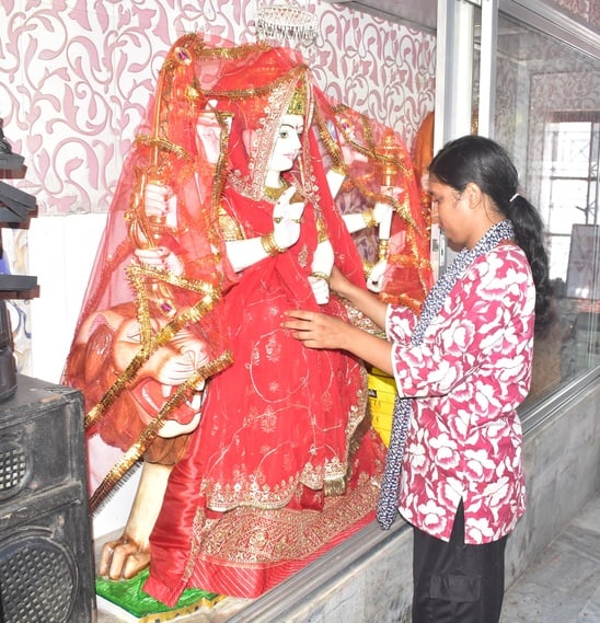 Gorakhpur News: दाउदपुर काली मंदिर में भक्तों की अटूट आस्था
