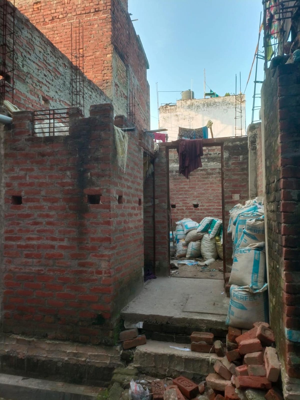 Bahraich News: 9.86 करोड़ से पड़ेगी शहरी पीएम आवास की छत
