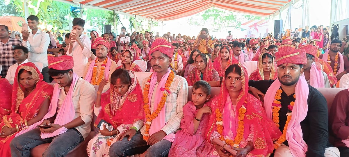 Ayodhya News: मंत्रोच्चार व कुरान की आयतों के बीच जिंदगी भर साथ रहने का वादा