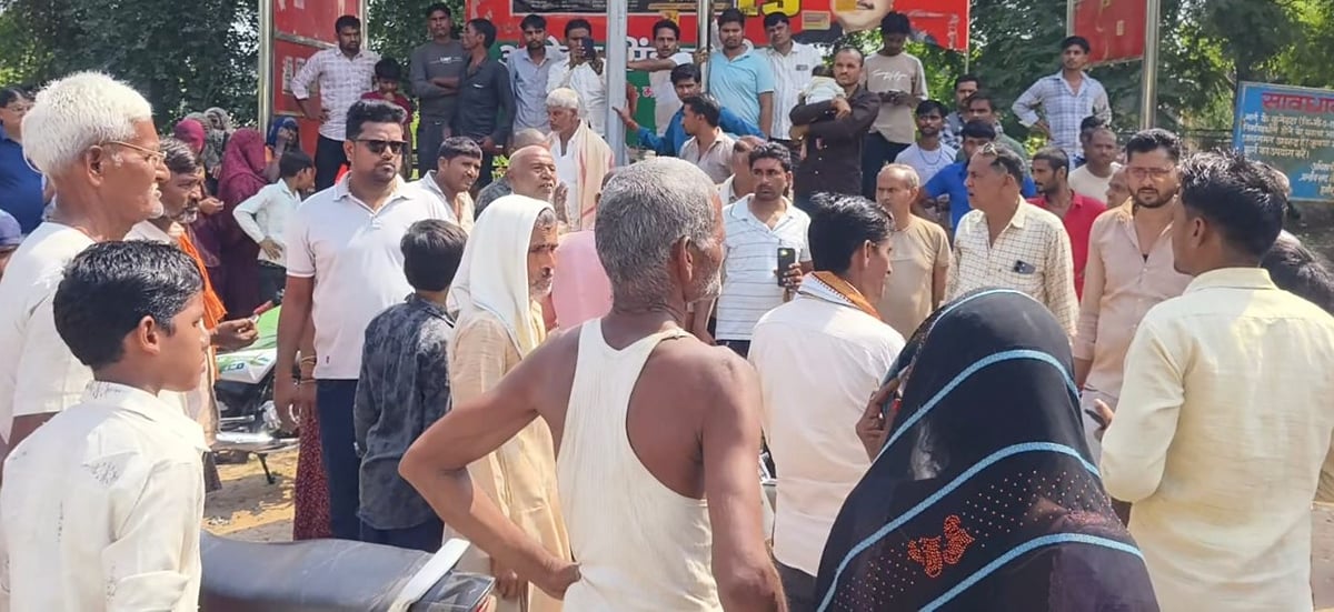 Hamirpur News: प्रेमी के साथ जा रही युवती को परिजन ने पकड़ा