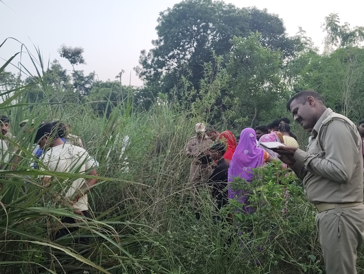 Barabanki News: गन्ने के खेत में मिला 12 वर्षीय बालिका का शव, हत्या की आशंका