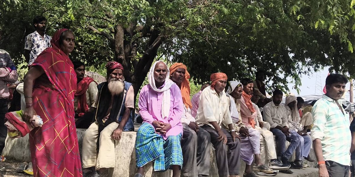 Sonebhadra News: चचेरे भाइयों को ट्रक ने रौंदा, एक की मौत