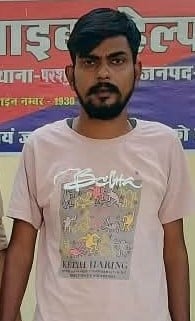 Shahjahanpur News: सराफा व्यापारी से रंगदारी वसूलने का आरोपी बिचौलिया गिरफ्तार