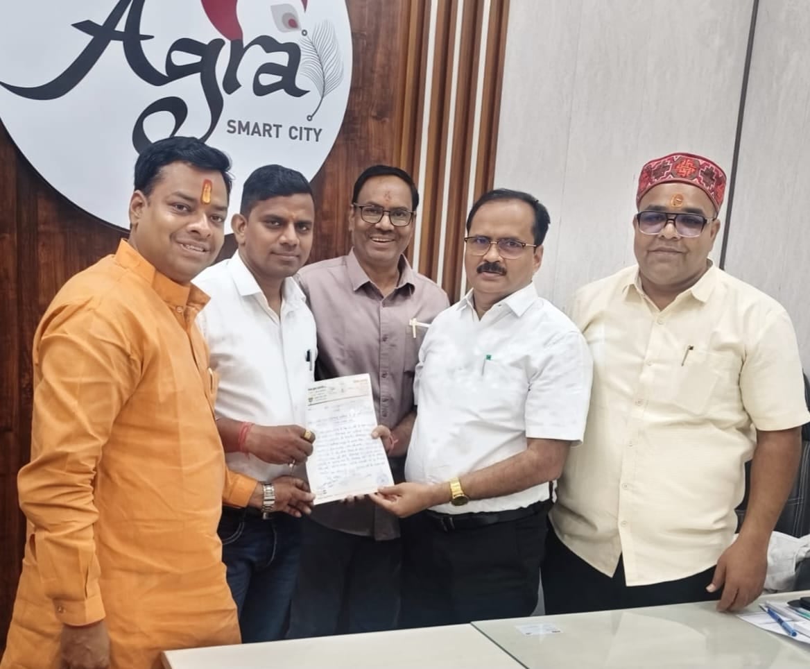 Agra News: जटपुरा मंदिर से 20 को निकलेगी दशहरा शोभायात्रा