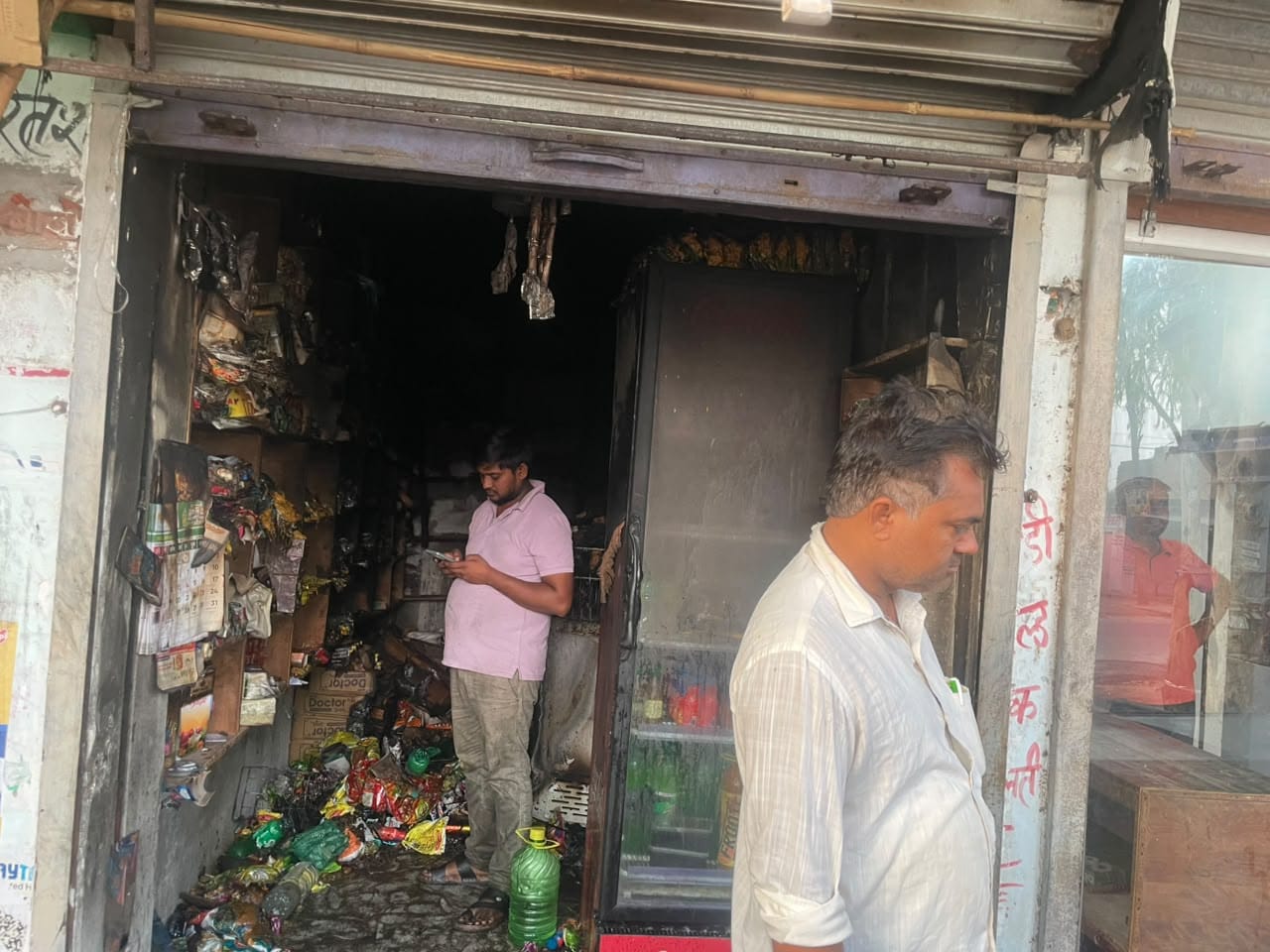 परचून की दुकान में लगी आग, सामान जलकर राख