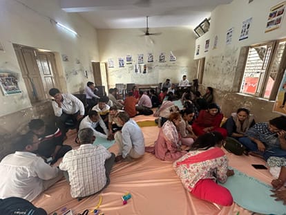 शिक्षकों को एआई और नई शिक्षण तकनीकों का दिया जा रहा प्रशिक्षण। वि