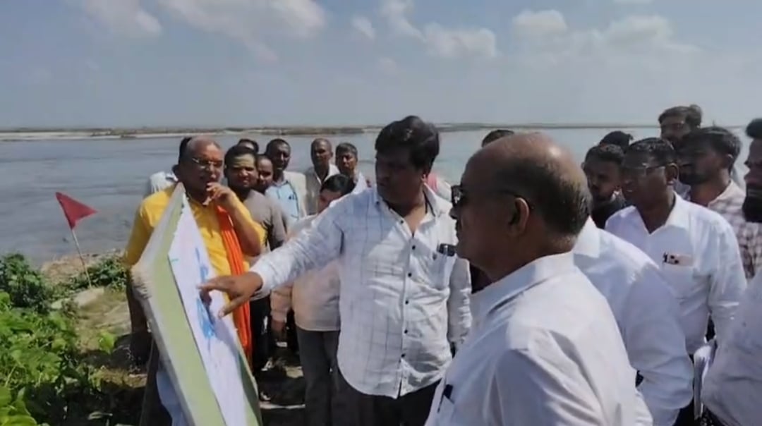 Kushinagar News: गंडक की कटान से एपी बांध को भारी नुकसान, सुरक्षा के लिए बनेगी कार्ययोजना