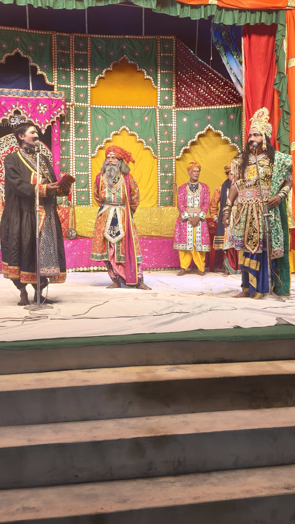 Aligarh News: कालिया मर्दन लीला देख भक्तों ने लगाए जयकारे