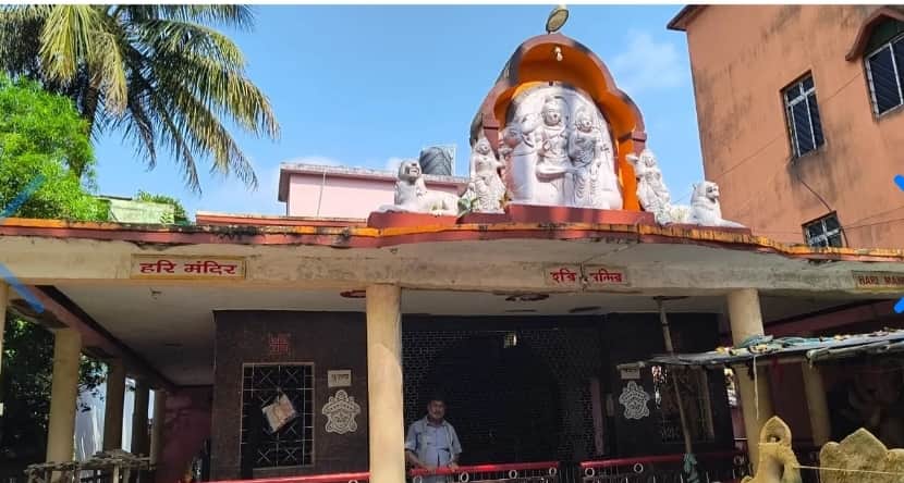 jharkhand khunti hari mandir durga puja 83 year old tradition dhunuchi dance sindoor khela